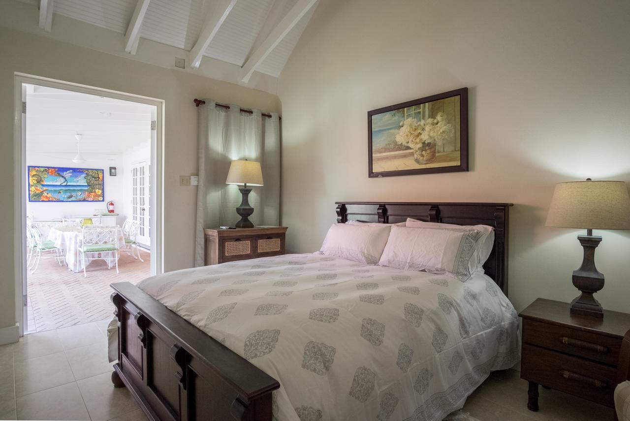 Sunspot Villa Runaway Bay Bagian luar foto
