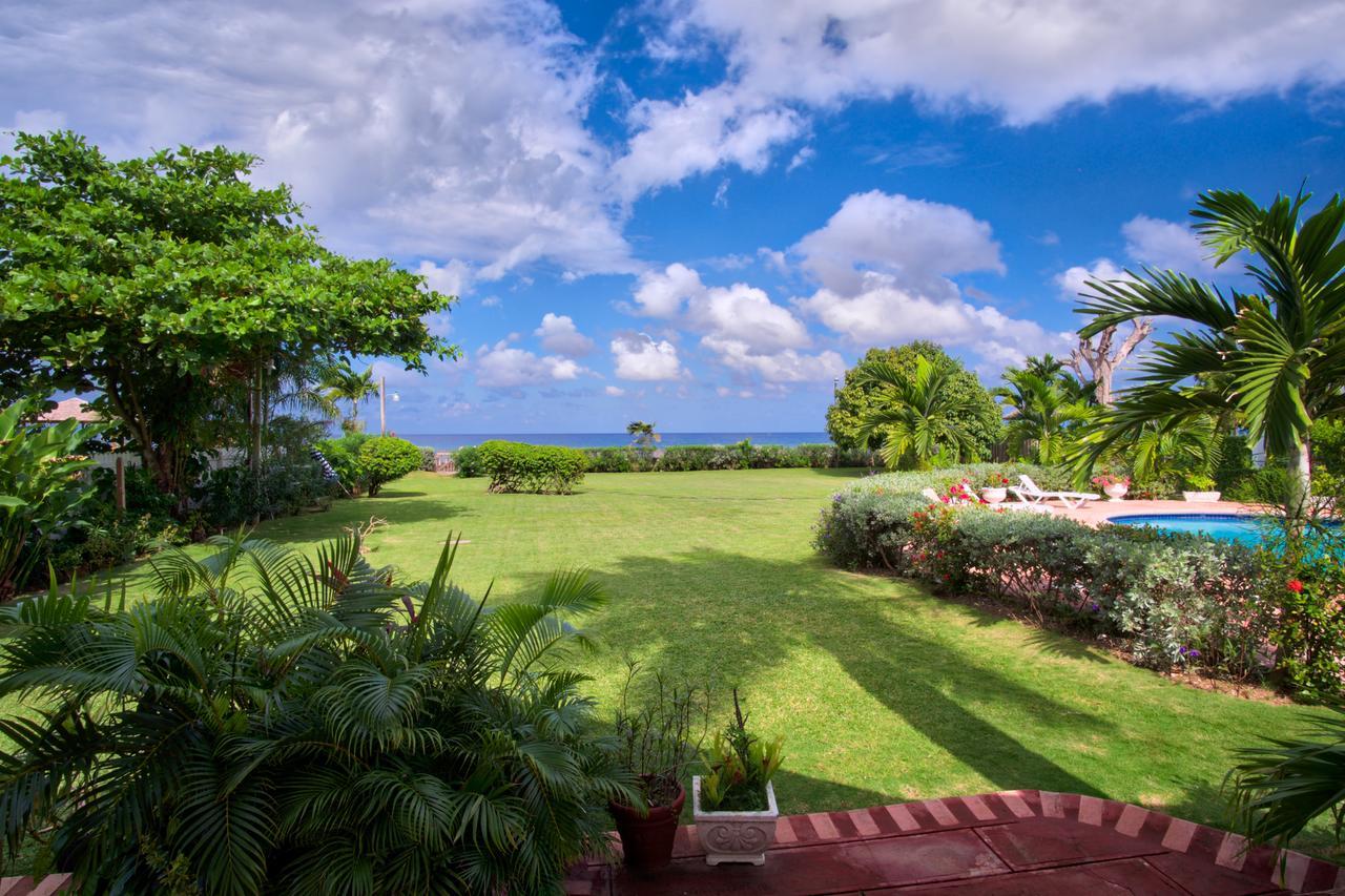 Sunspot Villa Runaway Bay Bagian luar foto