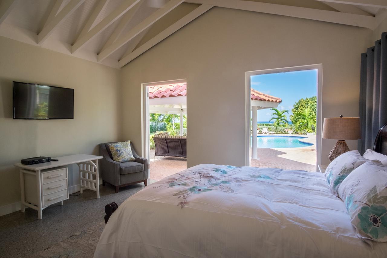Sunspot Villa Runaway Bay Bagian luar foto
