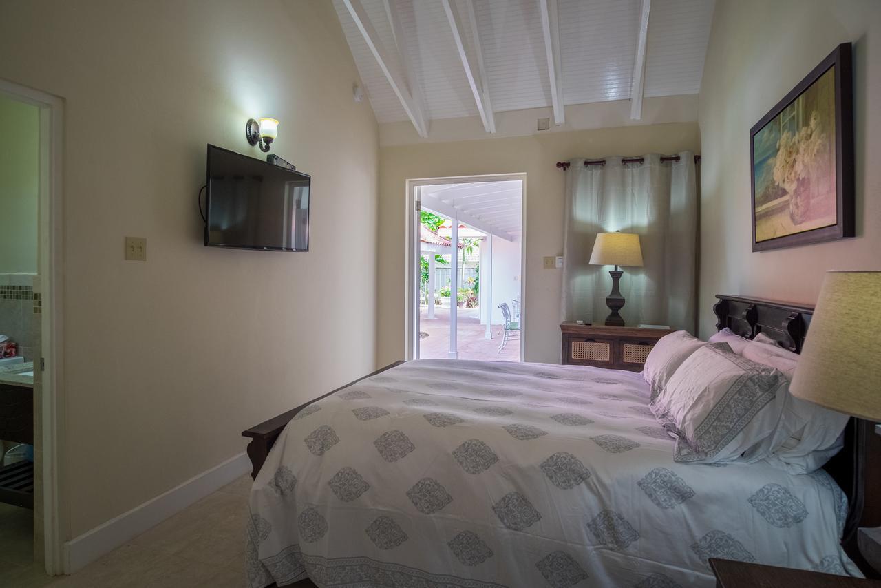 Sunspot Villa Runaway Bay Bagian luar foto