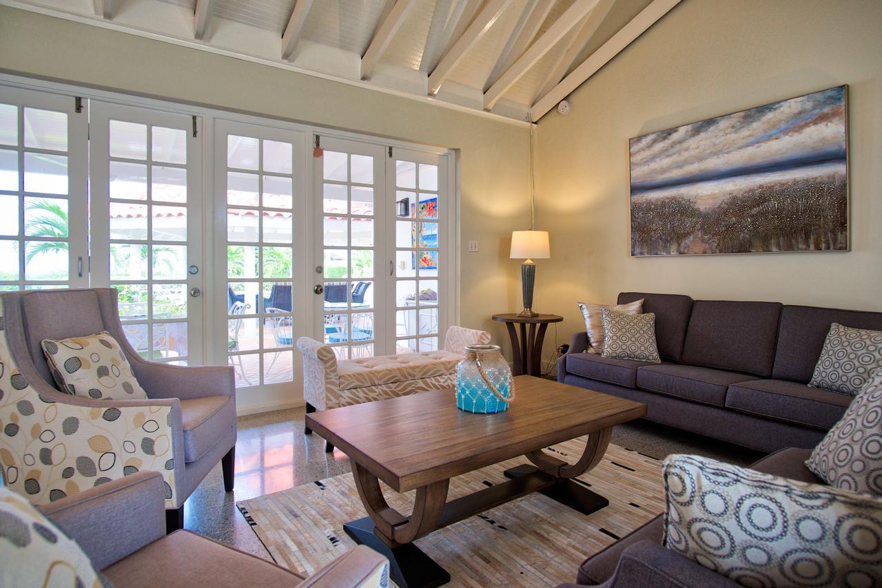 Sunspot Villa Runaway Bay Bagian luar foto