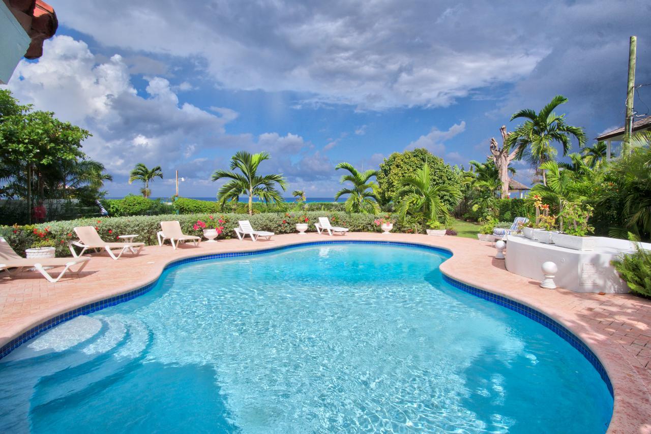 Sunspot Villa Runaway Bay Bagian luar foto