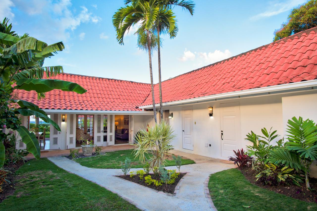 Sunspot Villa Runaway Bay Bagian luar foto